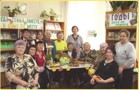 Клуб  «Хорошее настроение», руководитель  С. М. Чечельницкая. 2008 г.